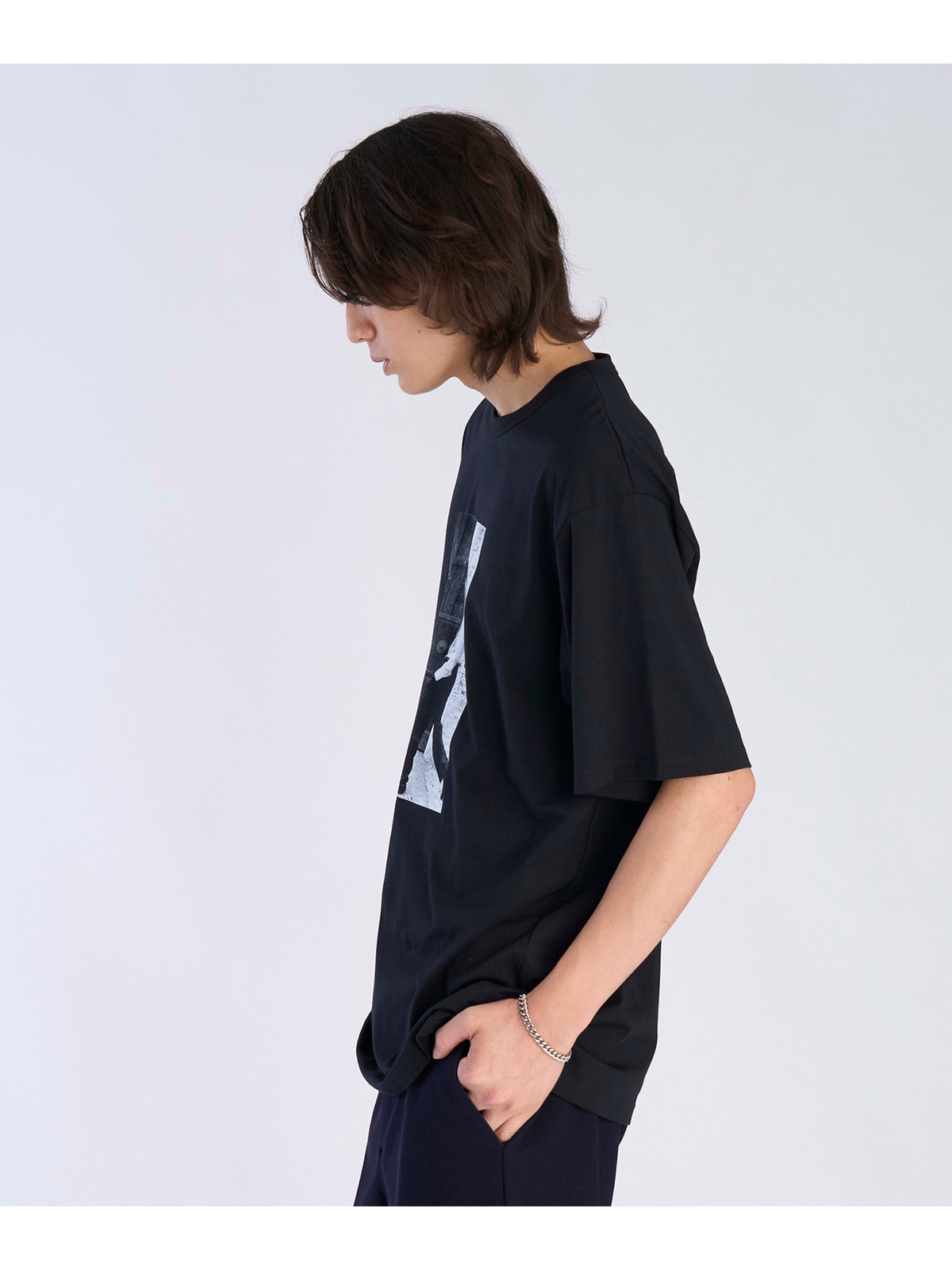 HOMME メンズ メンズ プリント コットン 半袖 アーティスト Tシャツ ”Mark Cohen” ブラック