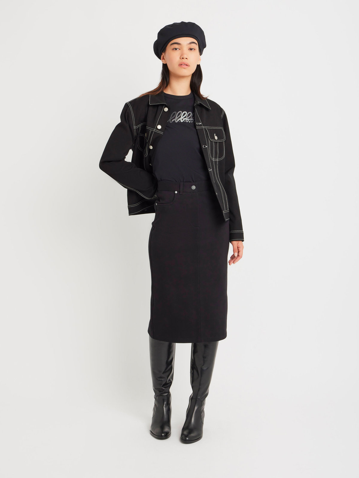 FEMME ウィメンズ "b."ロゴ 刺繍 コットン 半袖 Tシャツ "Brando" ブラック