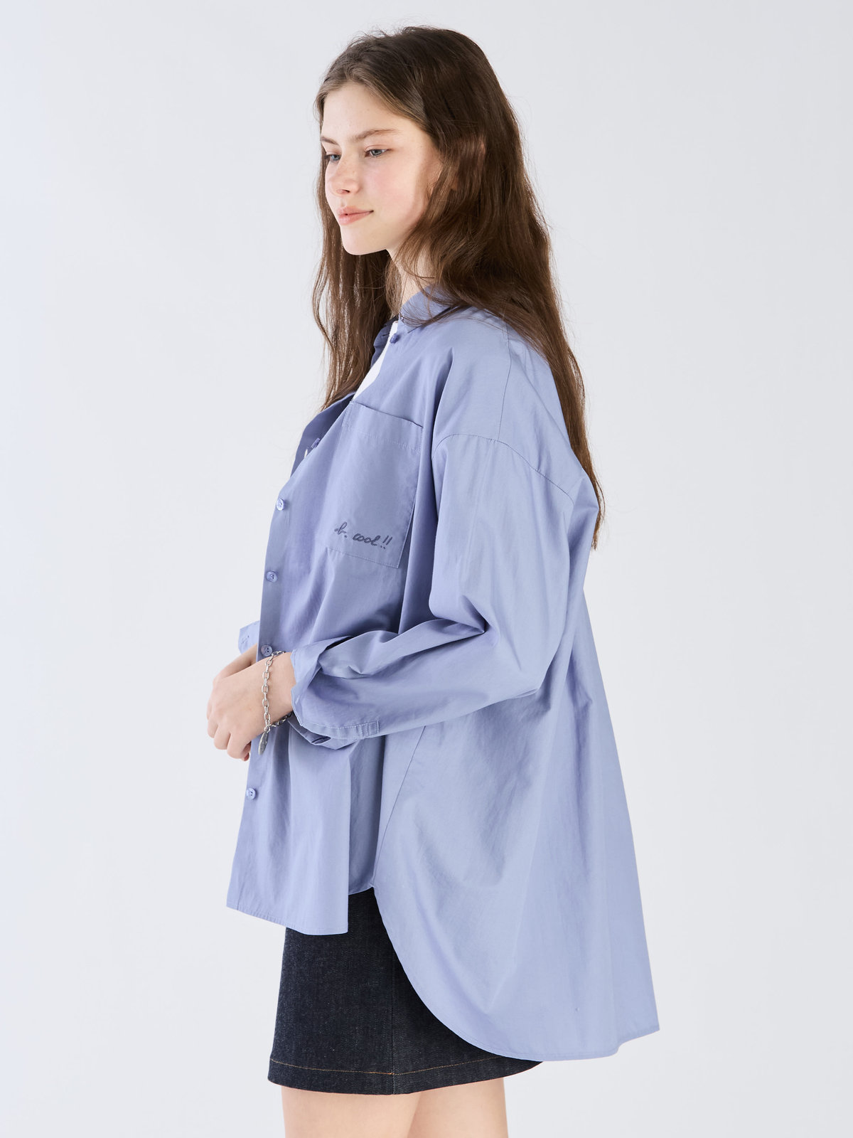 To b. by agnès b. 【Outlet】To b. by agnes b.× green label relaxing コットン 刺繍 シャツ "b. cool!!" ブルー