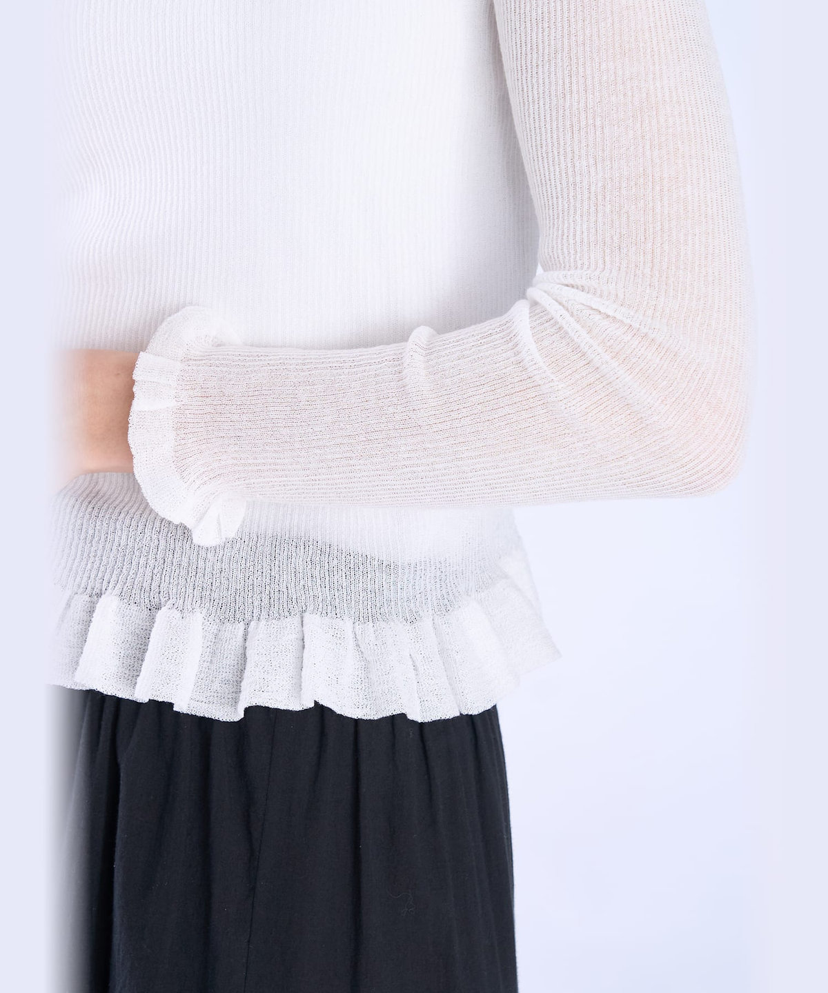 To b. by agnès b. シアー リブ フリル 長袖 ニット プルオーバー ホワイト