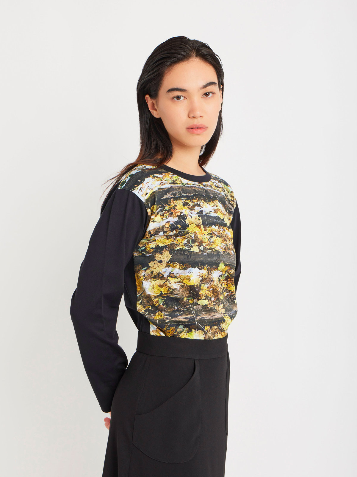 FEMME ウィメンズ フォトプリント コットン 長袖 Tシャツ ”Feuilles enneigees” マルチ