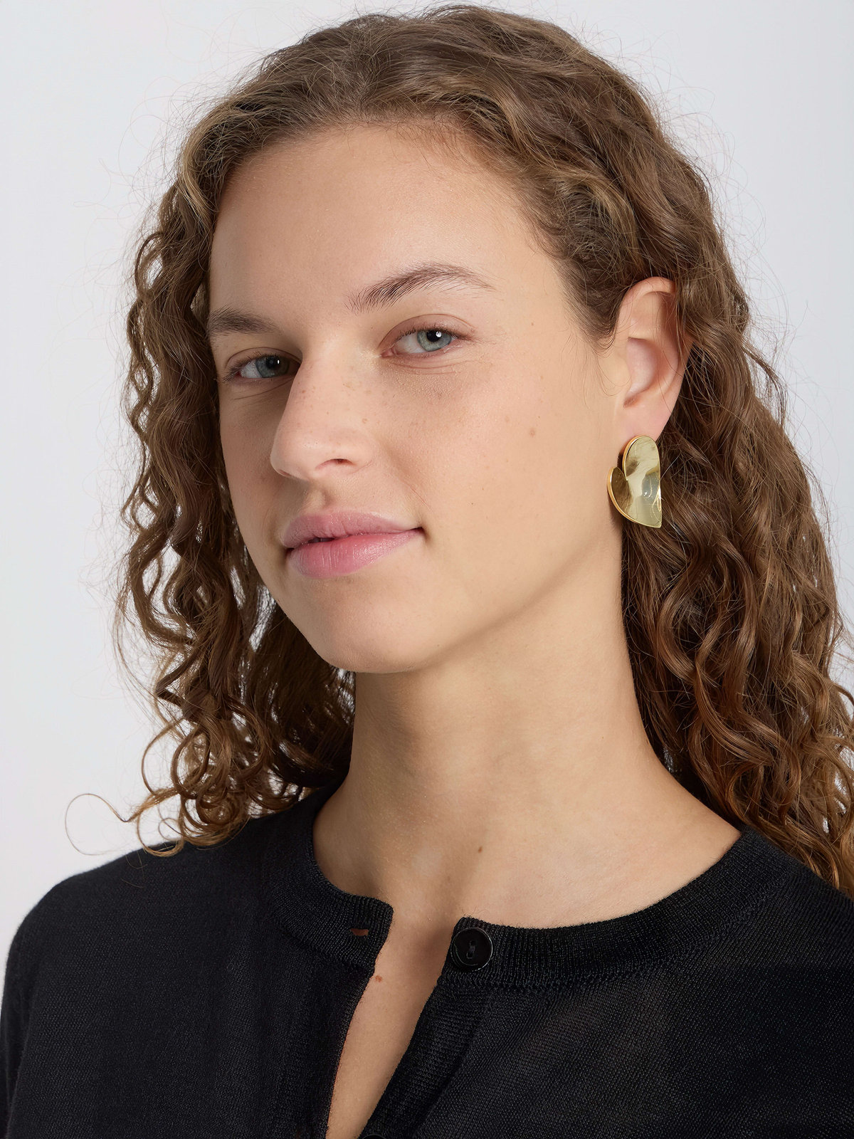 FEMME ウィメンズ ハート プレート ピアス ”Michelle” ゴールド