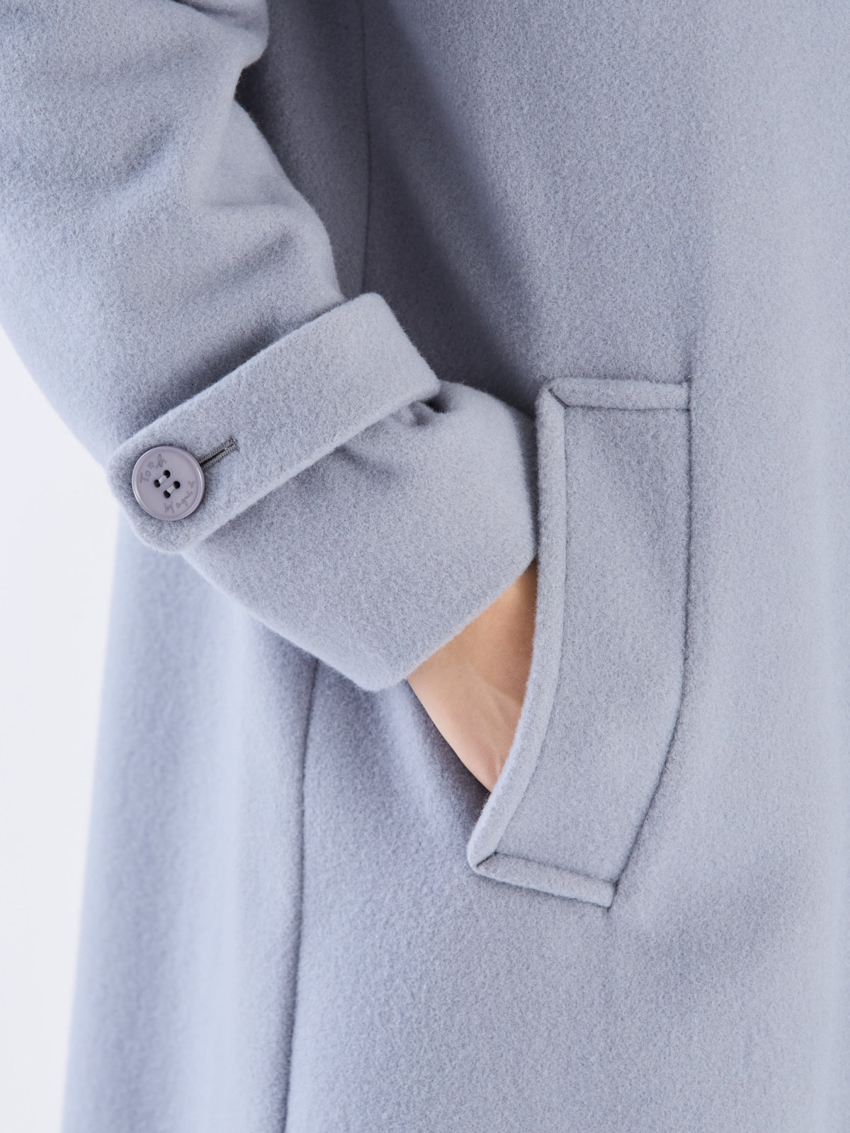 To b. by agnès b. 【Outlet】ウール ロングコート ライトブルー