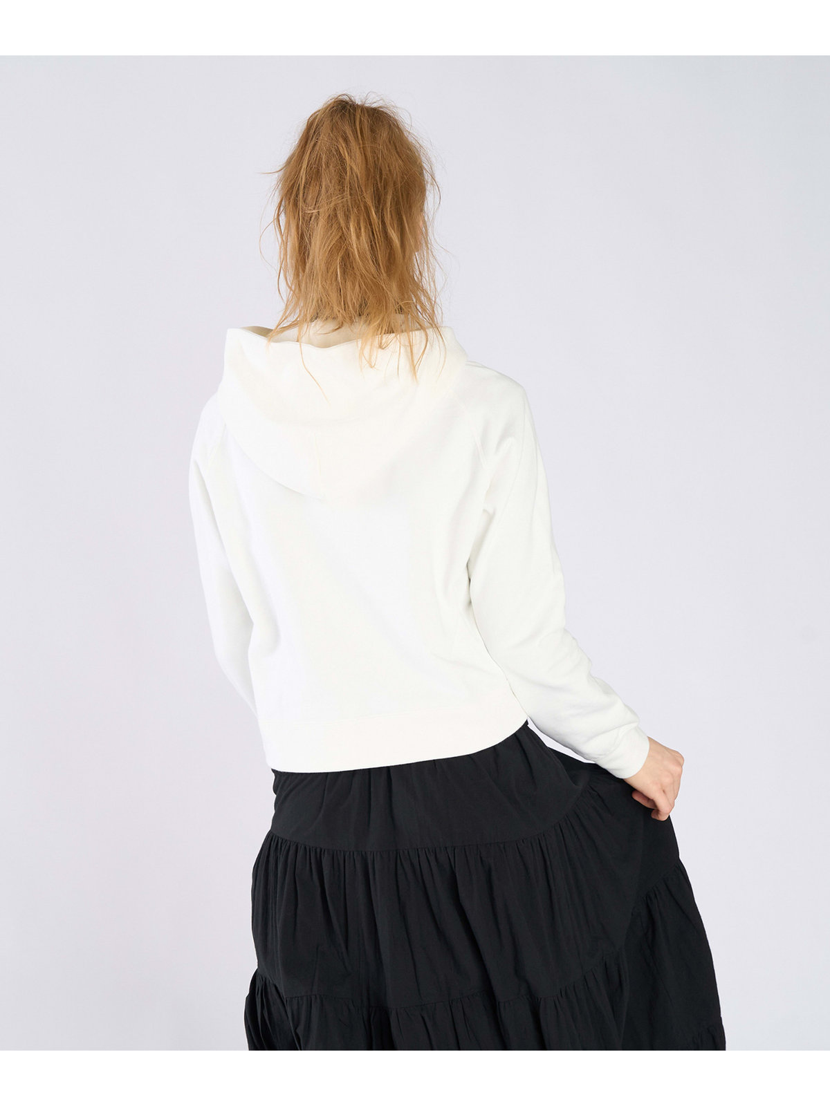 To b. by agnès b. ロゴ刺繍 コットン ニューマカロンカラー スウェットフーディー ホワイト