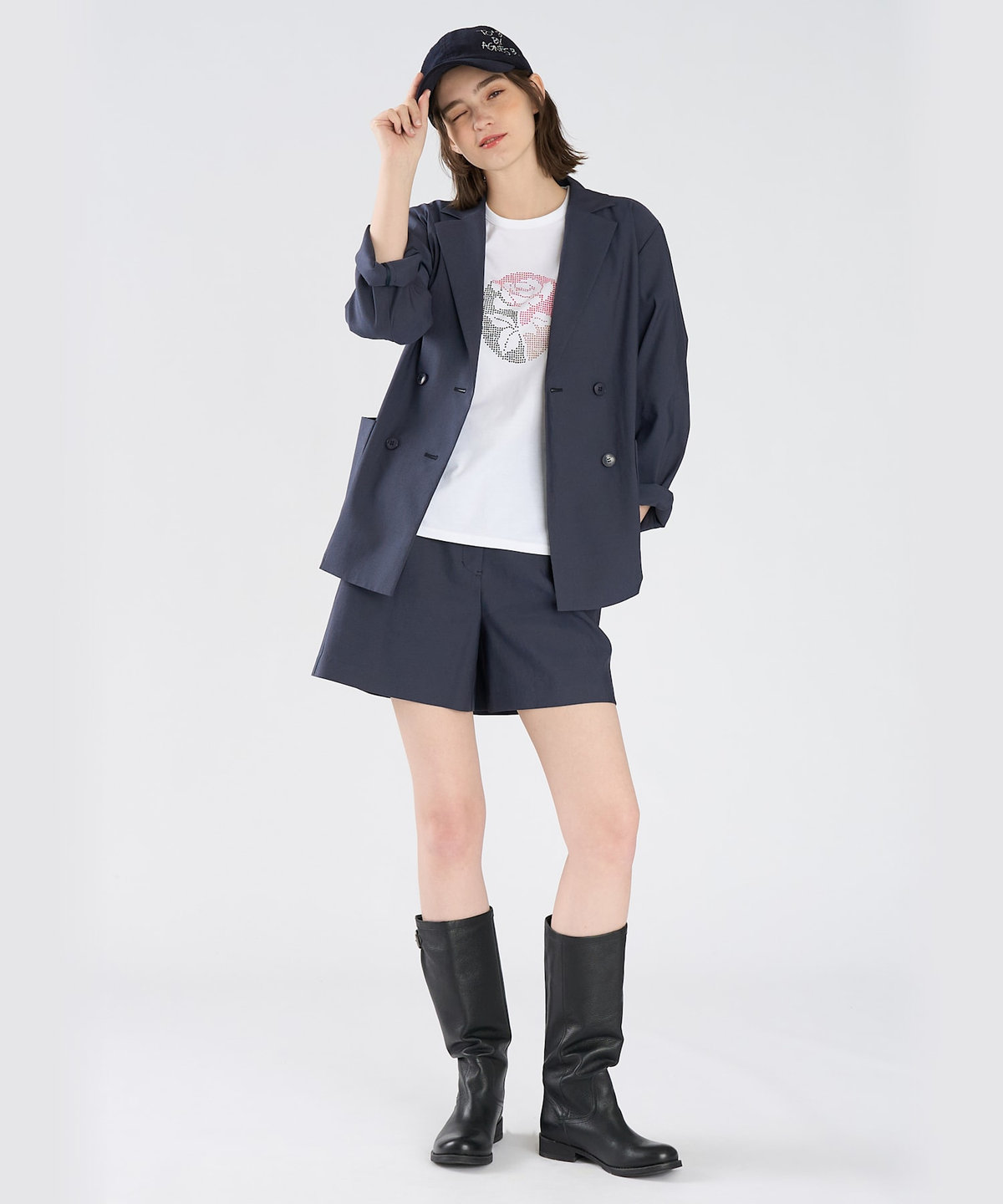 To b. by agnès b. Blooms in Dots(Rose)  オーガニックコットン 半袖 アーティスト Tシャツ ホワイト