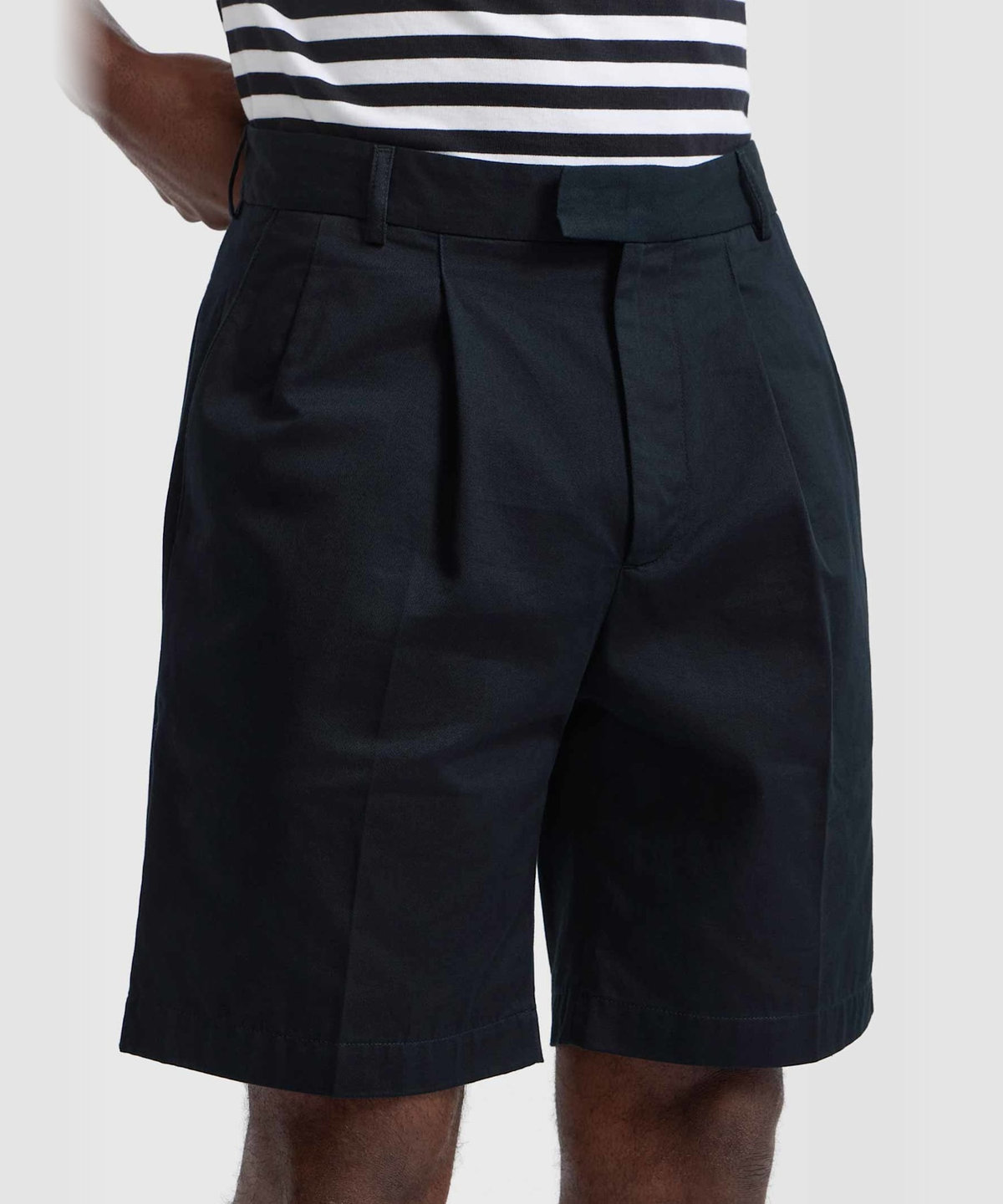 HOMME メンズ メンズ コットンドリル ショートパンツ "Unai" ネイビー