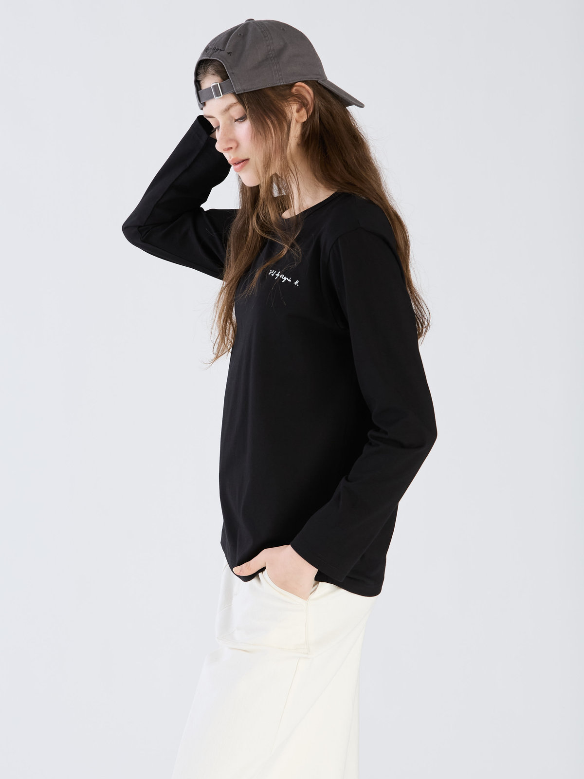 To b. by agnès b. 【Outlet】To b. by agnes b.× green label relaxing オーガニックコットン ロゴ ロングスリーブTシャツ ブラック