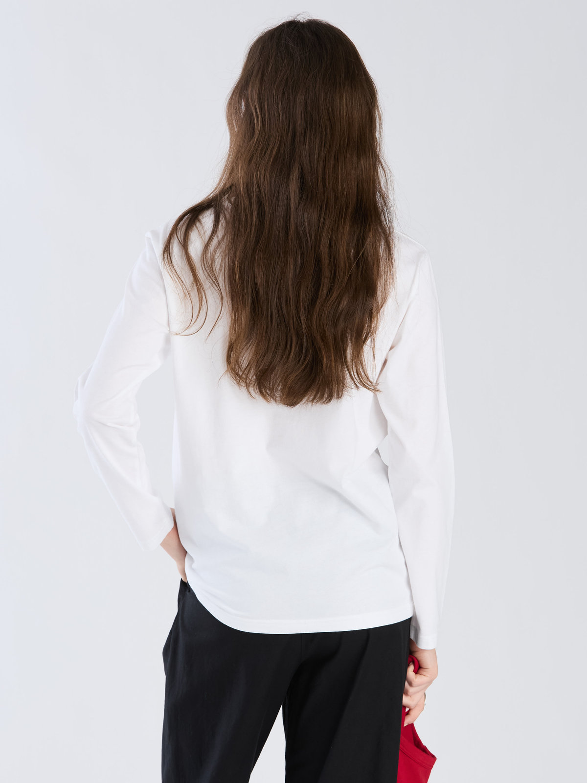 To b. by agnès b. 【Outlet】To b. by agnes b.× green label relaxing オーガニックコットン ロゴ ロングスリーブTシャツ ホワイト