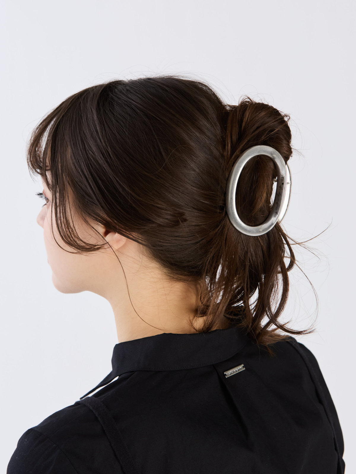 To b. by agnès b. ”To b.” ロゴ ヘアクリップ シルバー