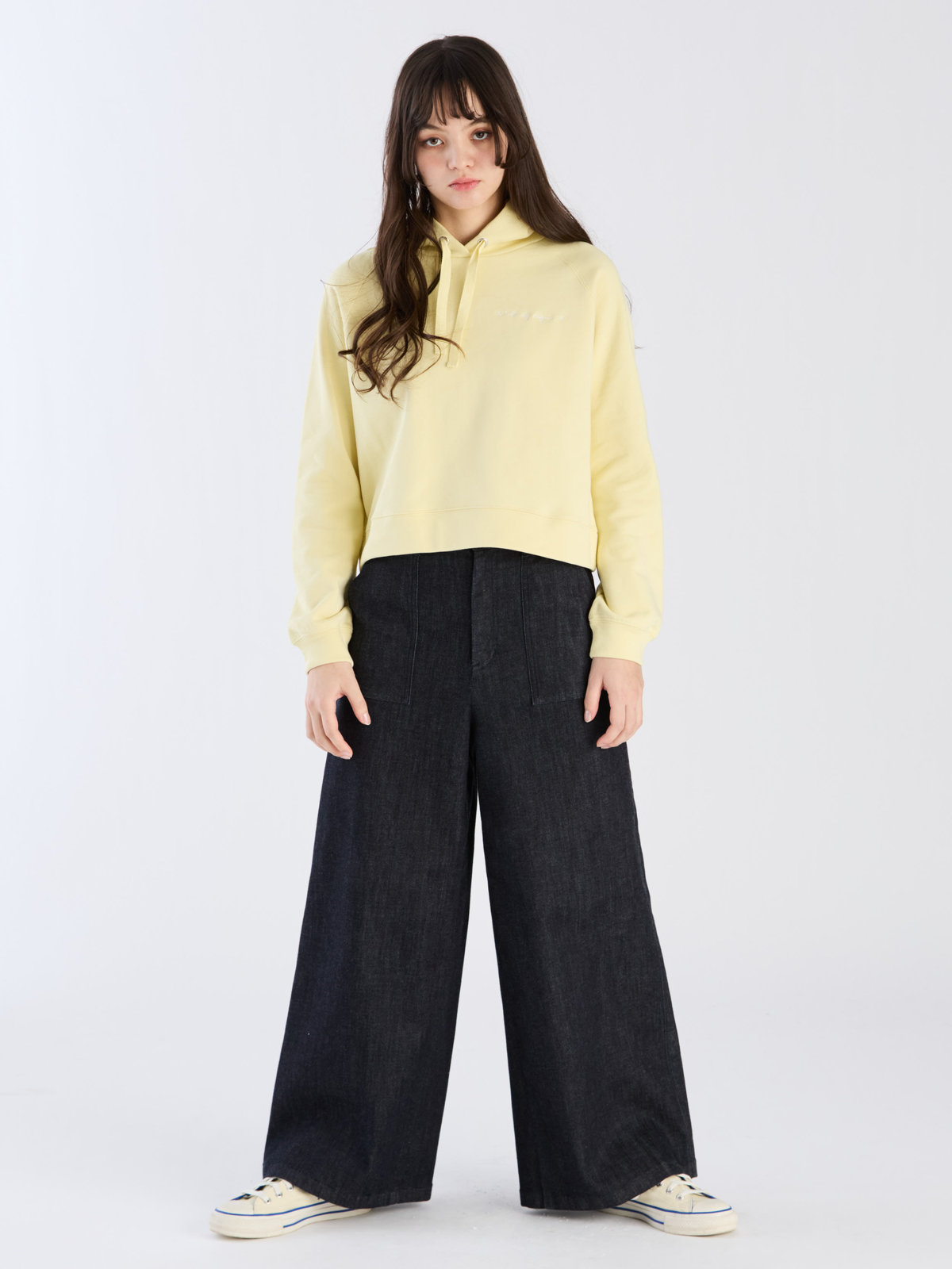 To b. by agnès b. 【Outlet】ロゴ刺繍 コットン ニューマカロンカラー スウェットフーディー イエロー