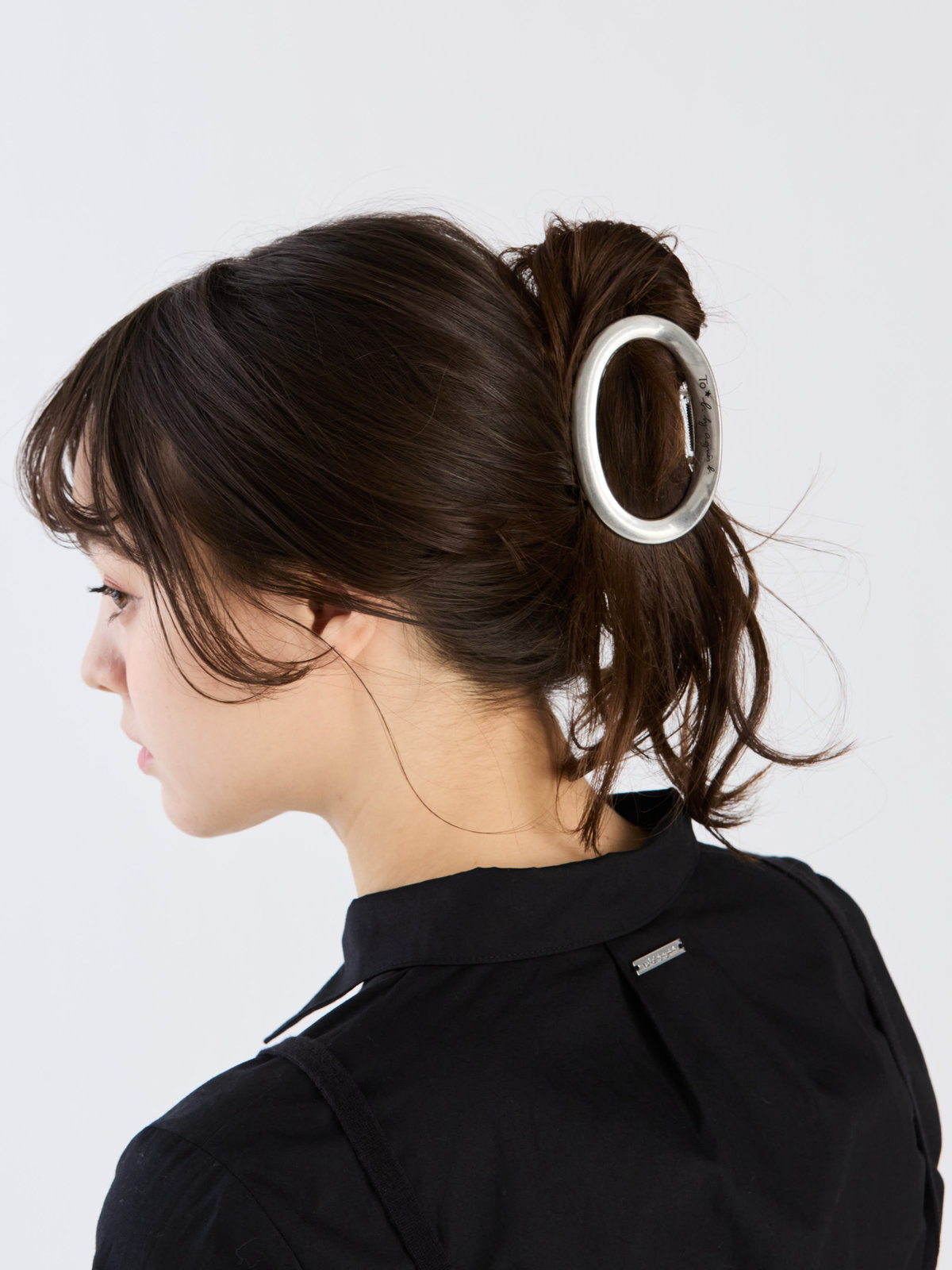 To b. by agnès b. ”To b.” ロゴ ヘアクリップ シルバー