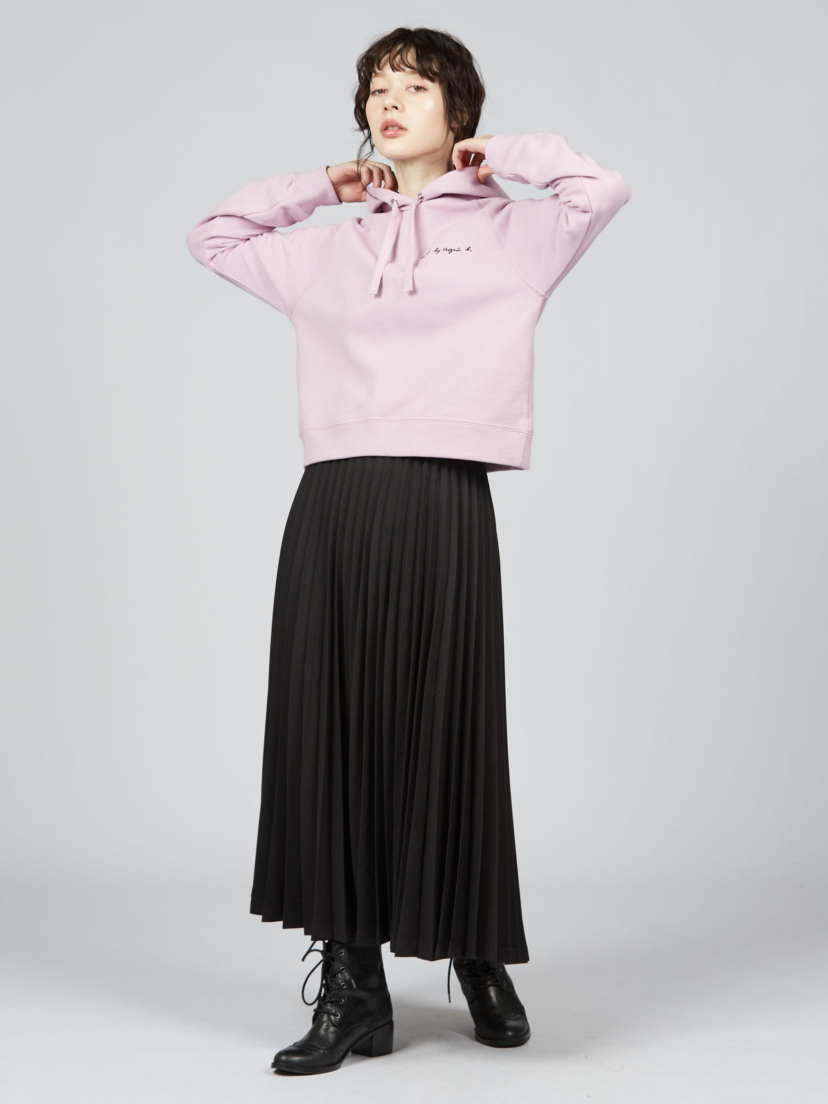 To b. by agnès b. ロゴ刺繍 コットン ニューマカロンカラー スウェットフーディー ピンク