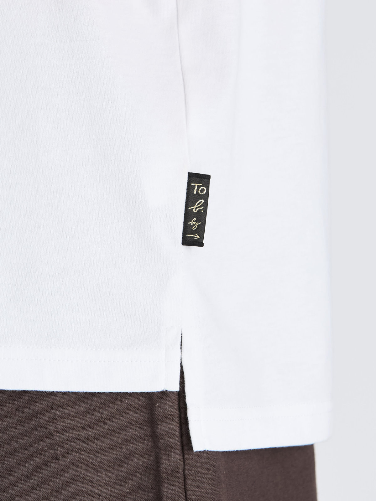 To b. by agnès b. 【Outlet】To b. by agnes b.× green label relaxing オーガニックコットン フォトプリント Tシャツ ホワイト