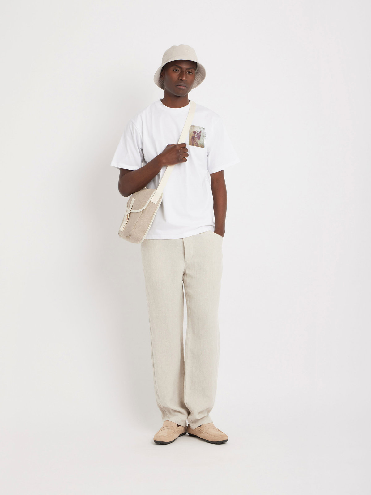 HOMME メンズ 【Outlet】メンズ オーガニックコットン プリント 半袖 Tシャツ ”Victor Hugo” ホワイト