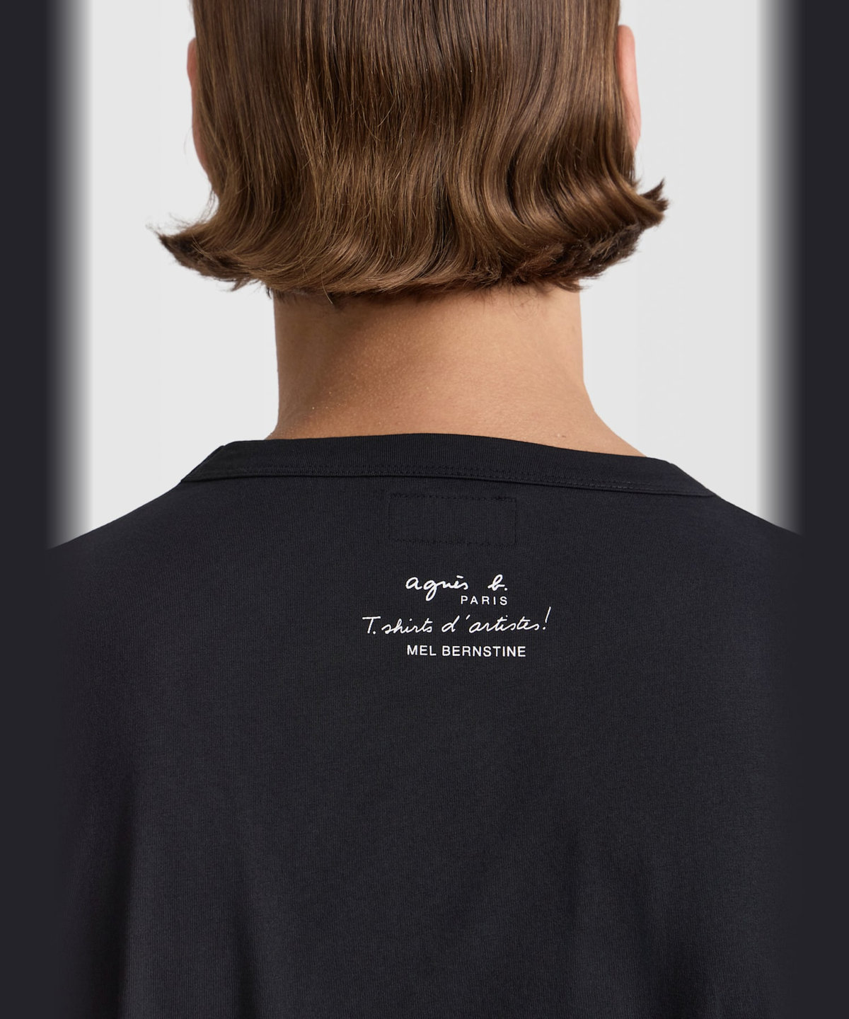 HOMME メンズ メンズ プリント コットン 半袖 アーティスト Tシャツ "Mel Bernstine" ブラック