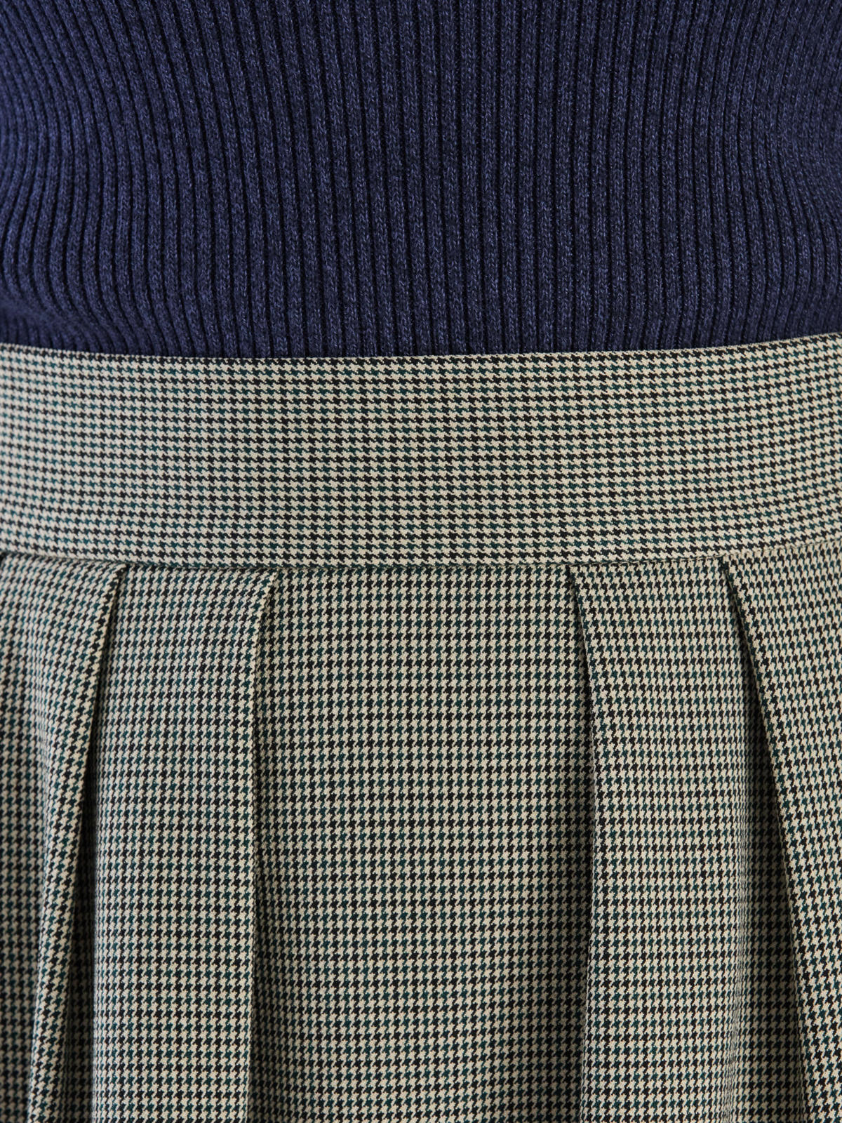 To b. by agnès b. 【Outlet】WW57 JUPE チェックタックロングスカート カーキ