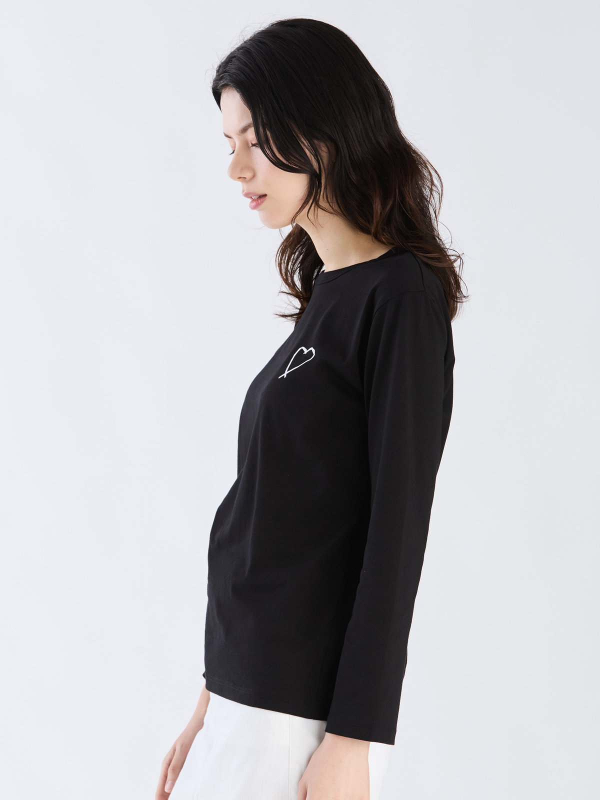 FEMME ウィメンズ アイコニック プリント コットン 長袖 Tシャツ ”Sarajevo heart” ブラック