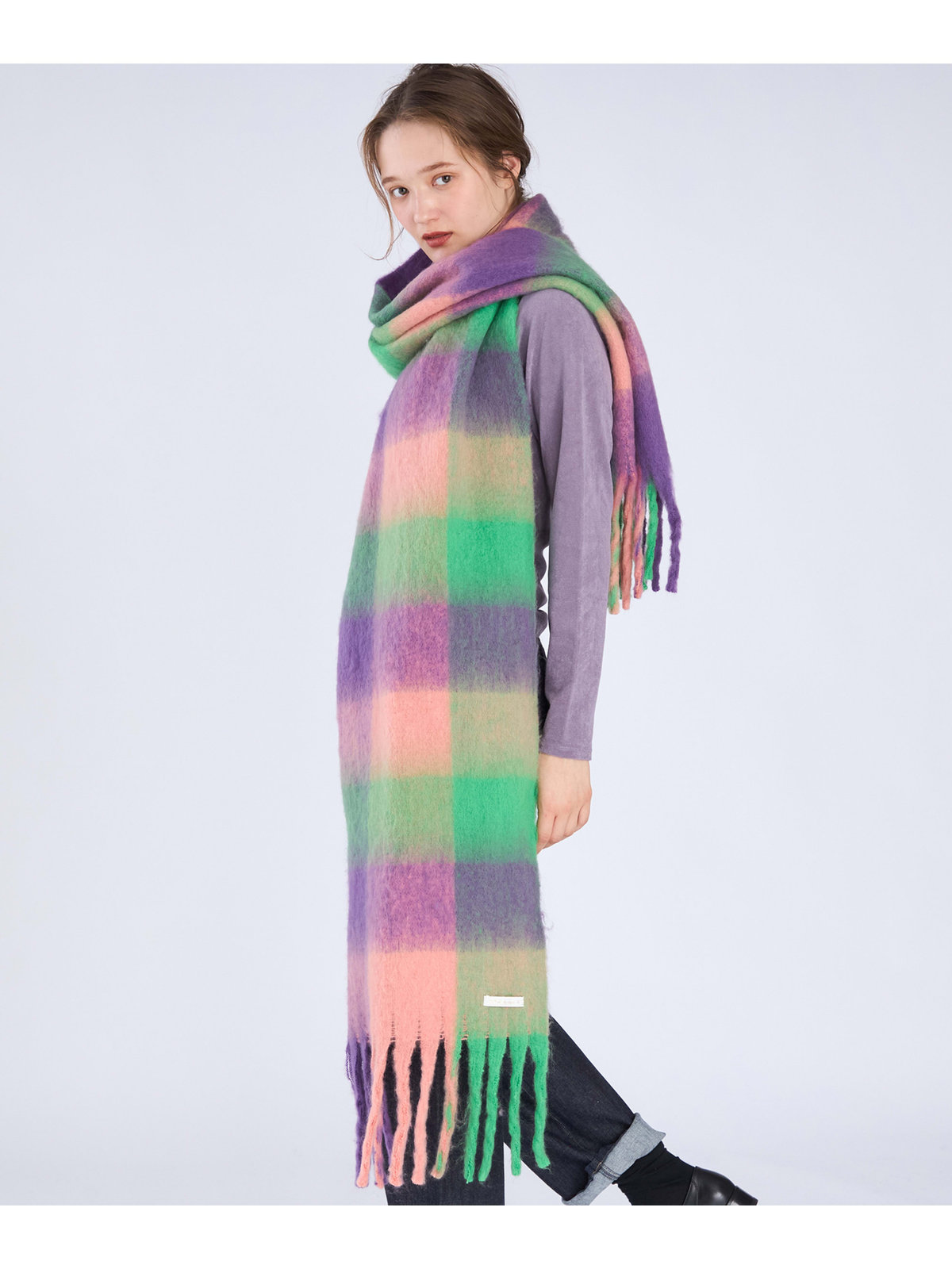 To b. by agnès b. WEB限定 ブロックチェック ストール ブラック系その他