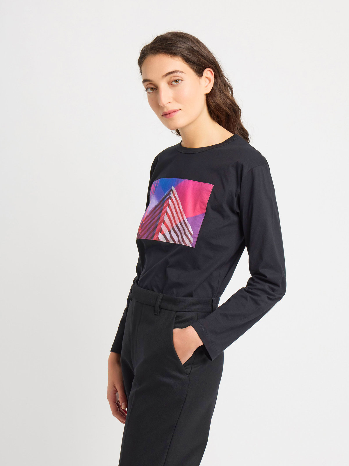 FEMME ウィメンズ コットン プリント 長袖 アーティスト Tシャツ ”Gouh” ブラック