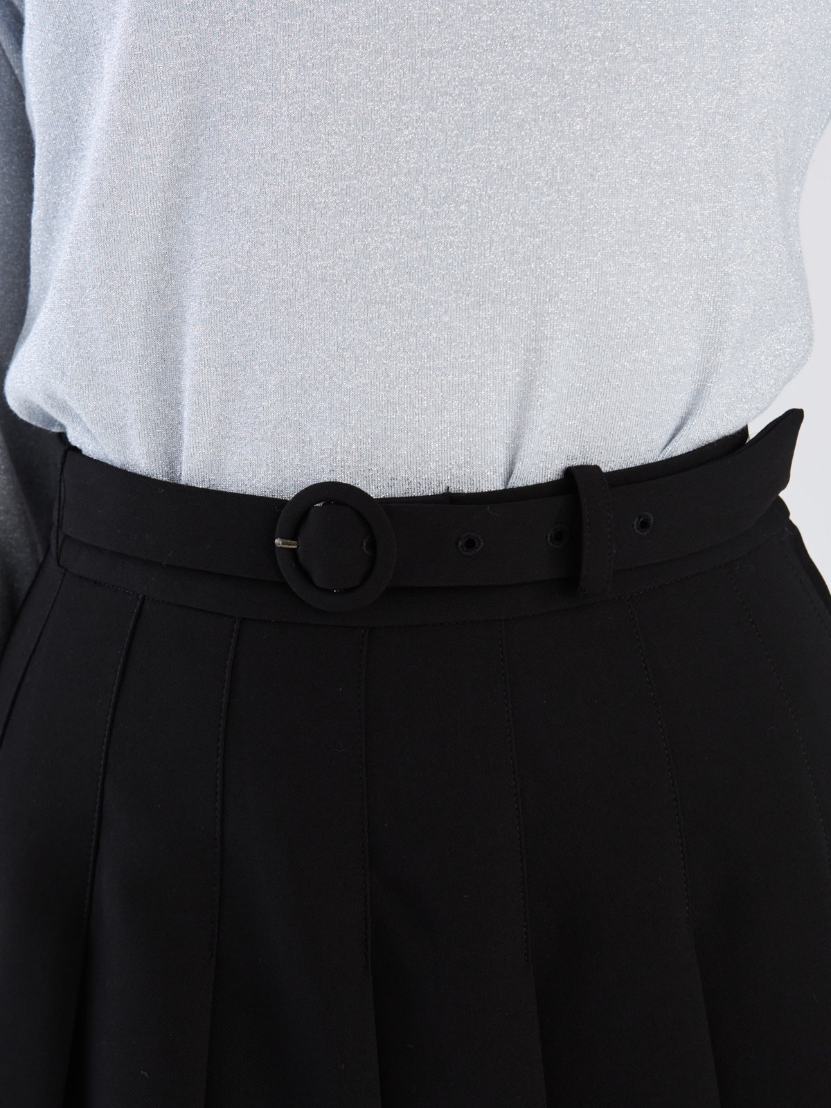 To b. by agnès b. 【Outlet】ダブルクロス プリーツ スカート ブラック