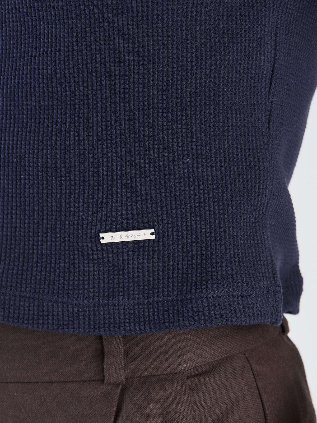 To b. by agnès b. 【Outlet】ワッフル コンパクト 半袖 Tシャツ ネイビー