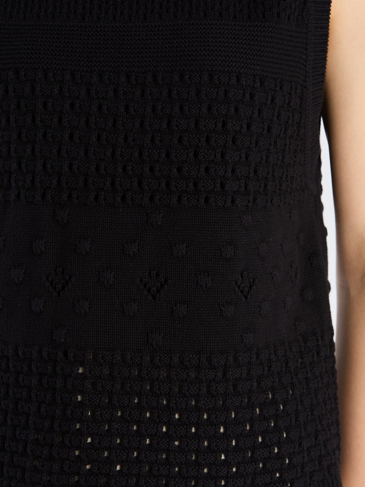 To b. by agnès b. 【Outlet】コットン オープンワーク ニット プルオーバー ブラック