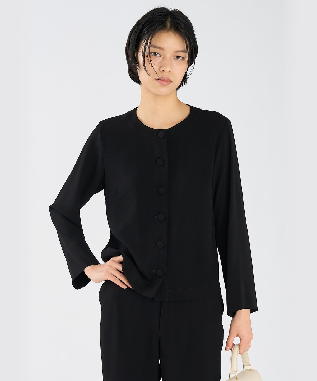 FEMME ウィメンズ ブラック トリアセテート ノーカラー シャツジャケット "Beatriz" ブラック