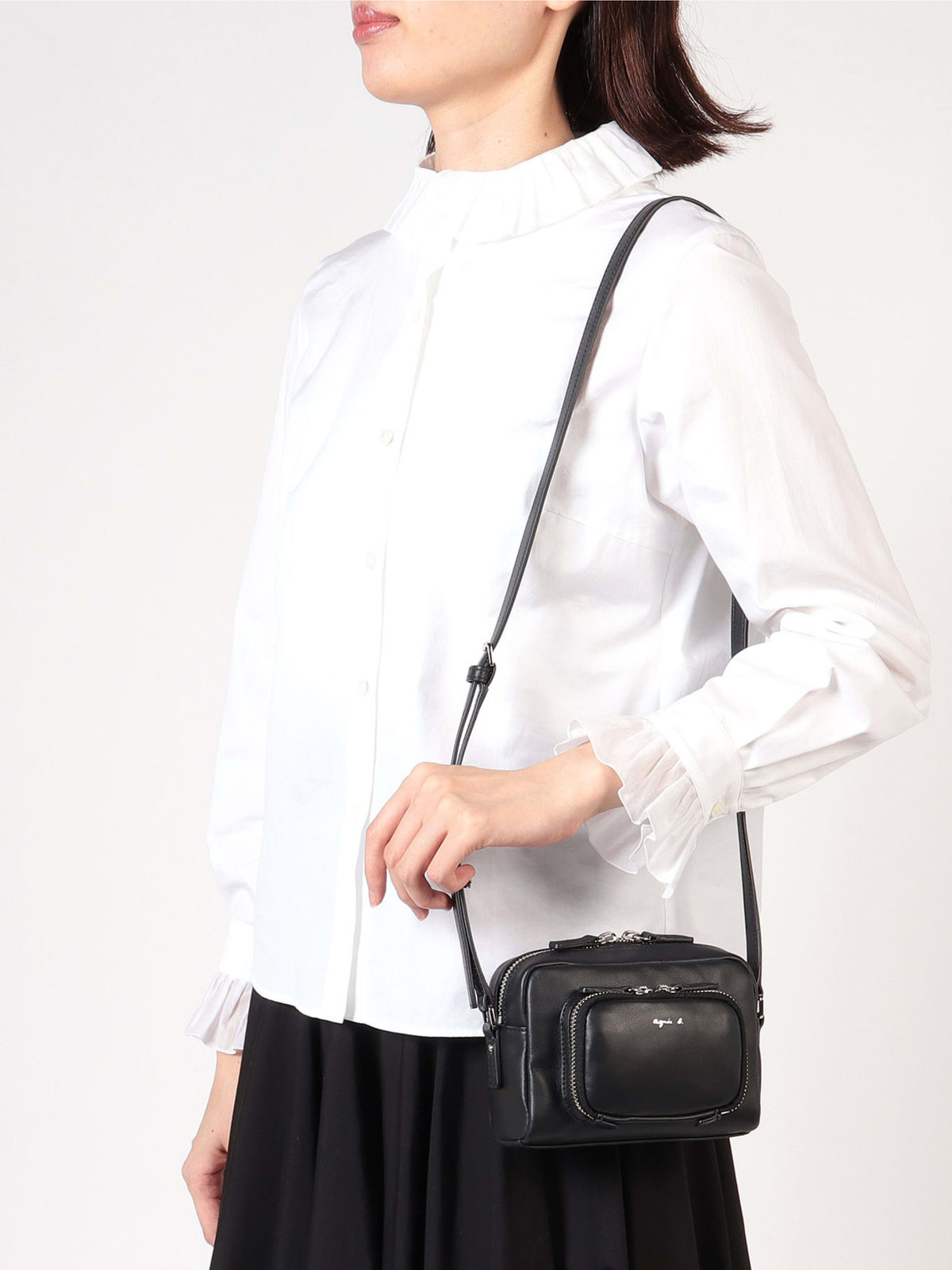 VOYAGE ウィメンズ バッグ＆ウォレット レザーミニショルダーバッグ "angele" NS14E-06 ブラック