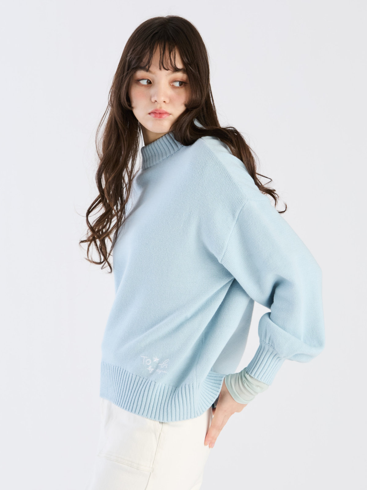 To b. by agnès b. 【Outlet】ソフトニット プルオーバー ライトブルー