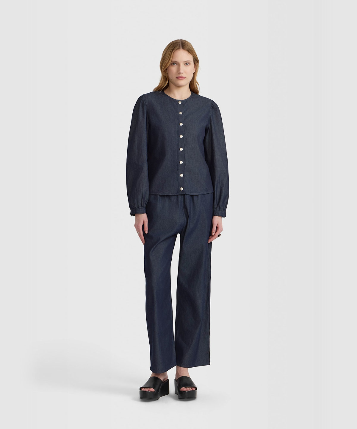 FEMME ウィメンズ デニム シャンブレー ボリュームスリーブ ブラウス "New Caraco" ネイビー