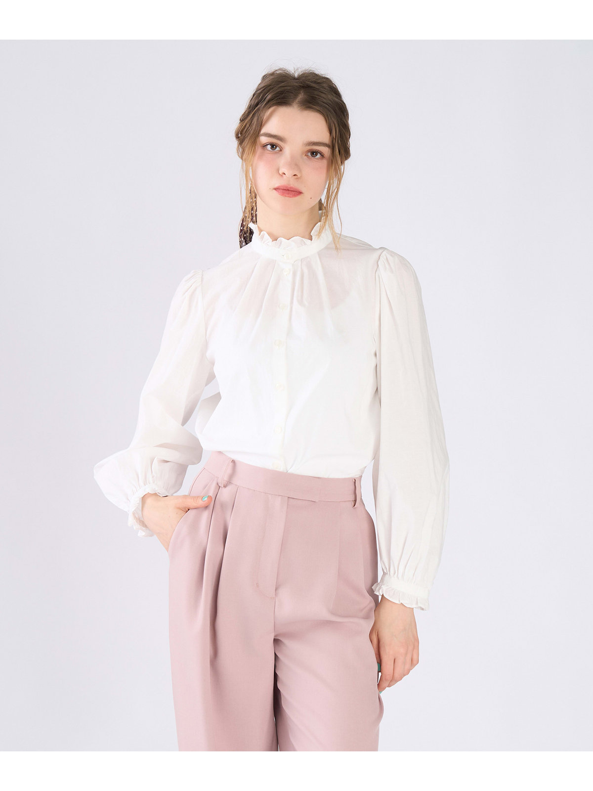 To b. by agnès b. コットンローン フリルカラー ブラウス ホワイト