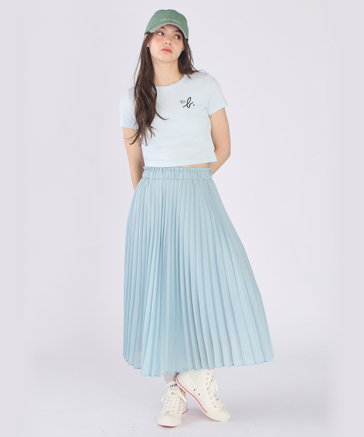 To b. by agnès b. "To b."ロゴ コットン 半袖 クロップド Tシャツ ブルー系その他