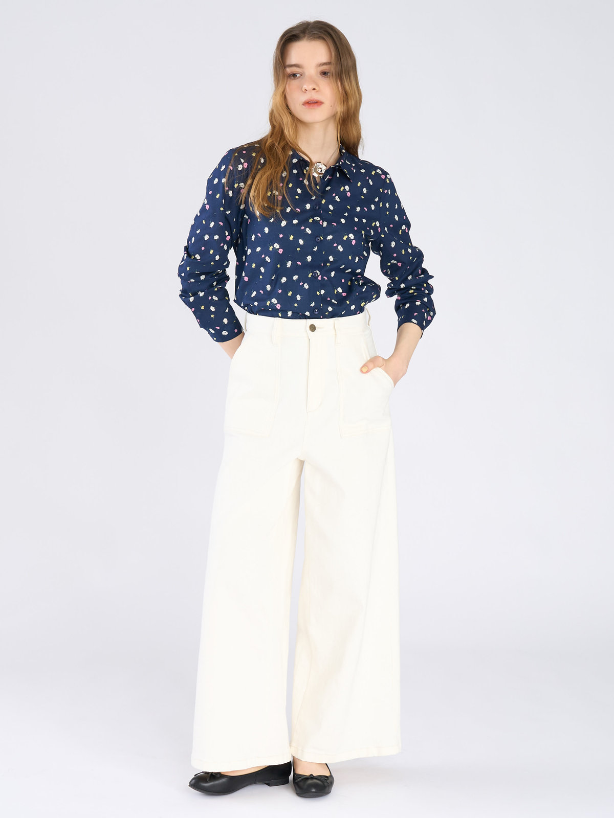 To b. by agnès b. フラワープリント コットン 長袖 ブラウス ネイビー