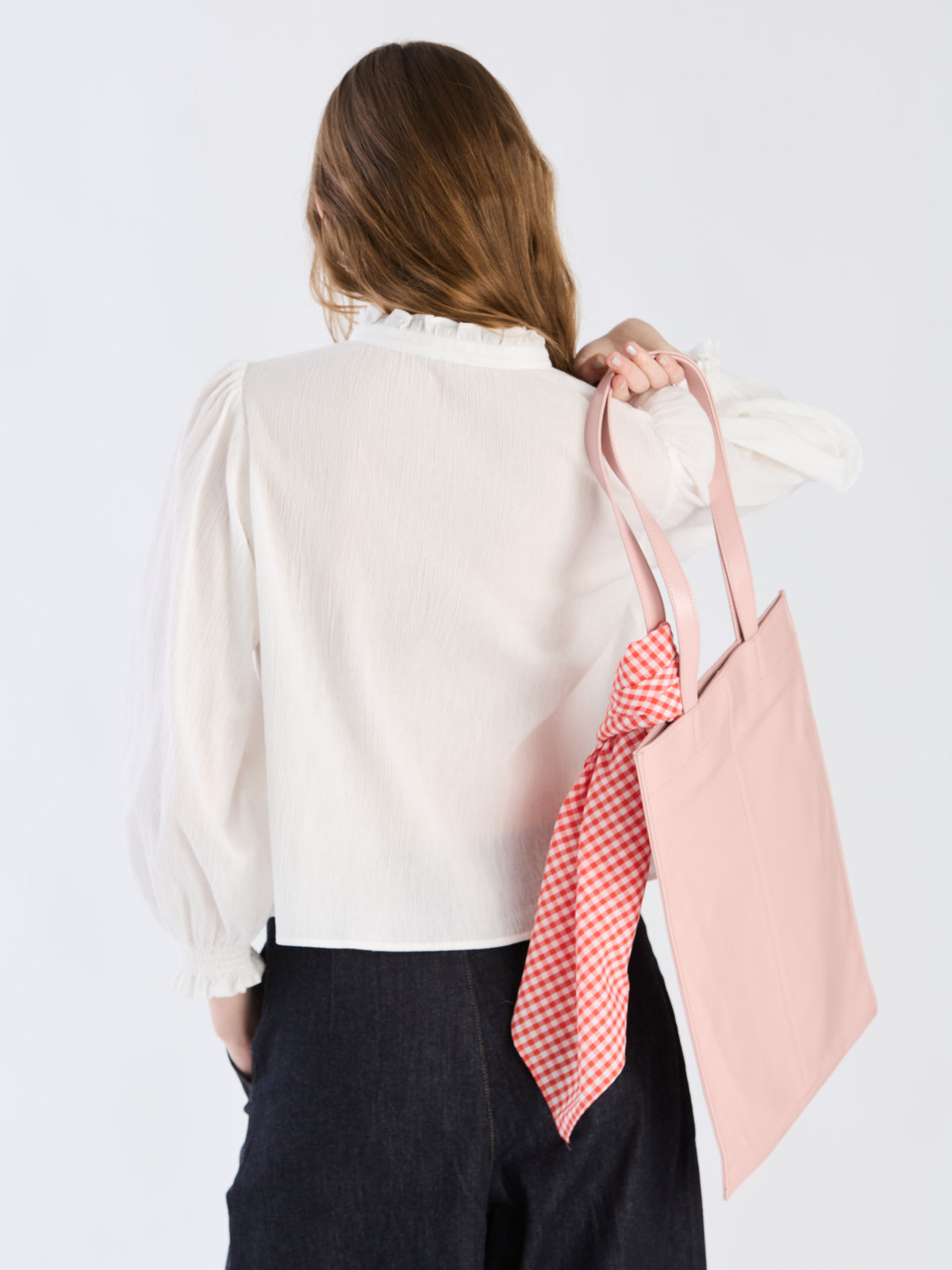 To b. by agnès b. 【Outlet】コットンクレープフリルブラウス ホワイト