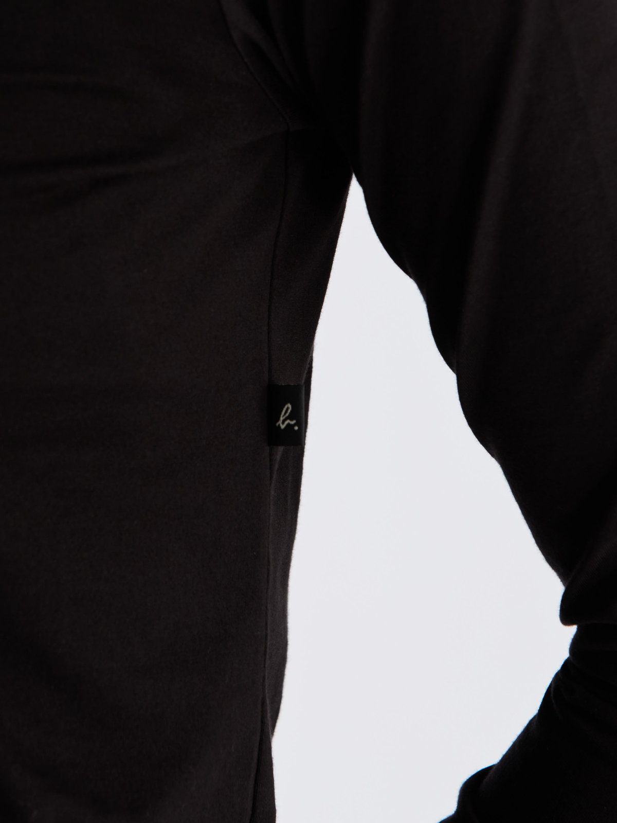 FEMME ウィメンズ オーガニックコットン 長袖 Tシャツ "Ultra" ブラック