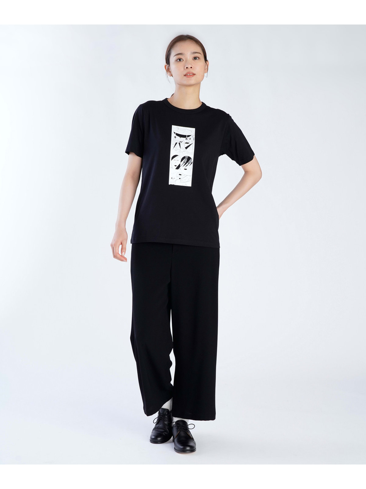 FEMME ウィメンズ プリント コットン 半袖 アーティスト Tシャツ ブラック