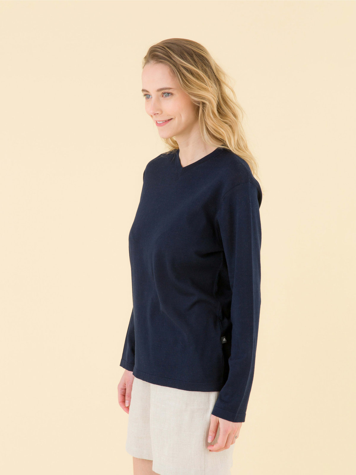 FEMME ウィメンズ LZ46 PULLOVER Vネックプルオーバー ネイビー