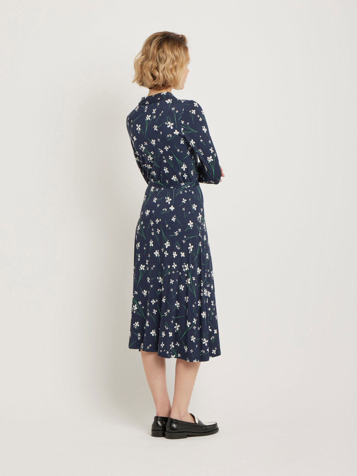 FEMME ウィメンズ フラワープリント 長袖 シャツワンピース ”Adelie” ネイビー