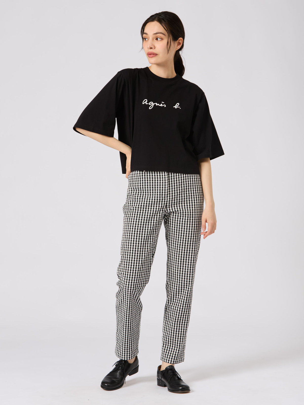 FEMME ウィメンズ ロゴ コットン 5分袖 Tシャツ "Yoko" ブラック