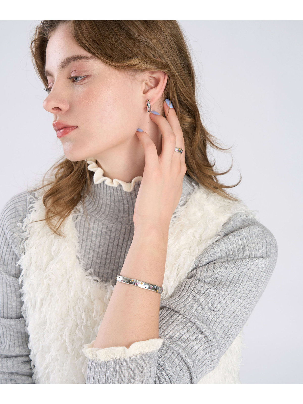 To b. by agnès b. マルチカラー ストーン ピアス シルバー