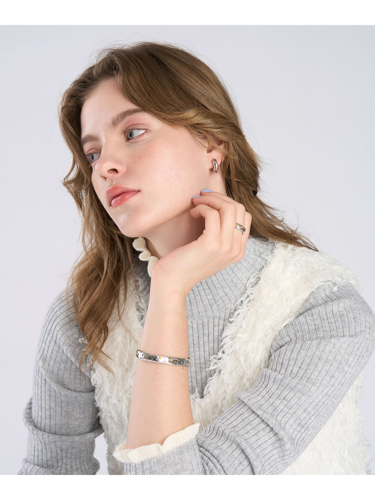 To b. by agnès b. マルチカラー ストーン ピアス シルバー