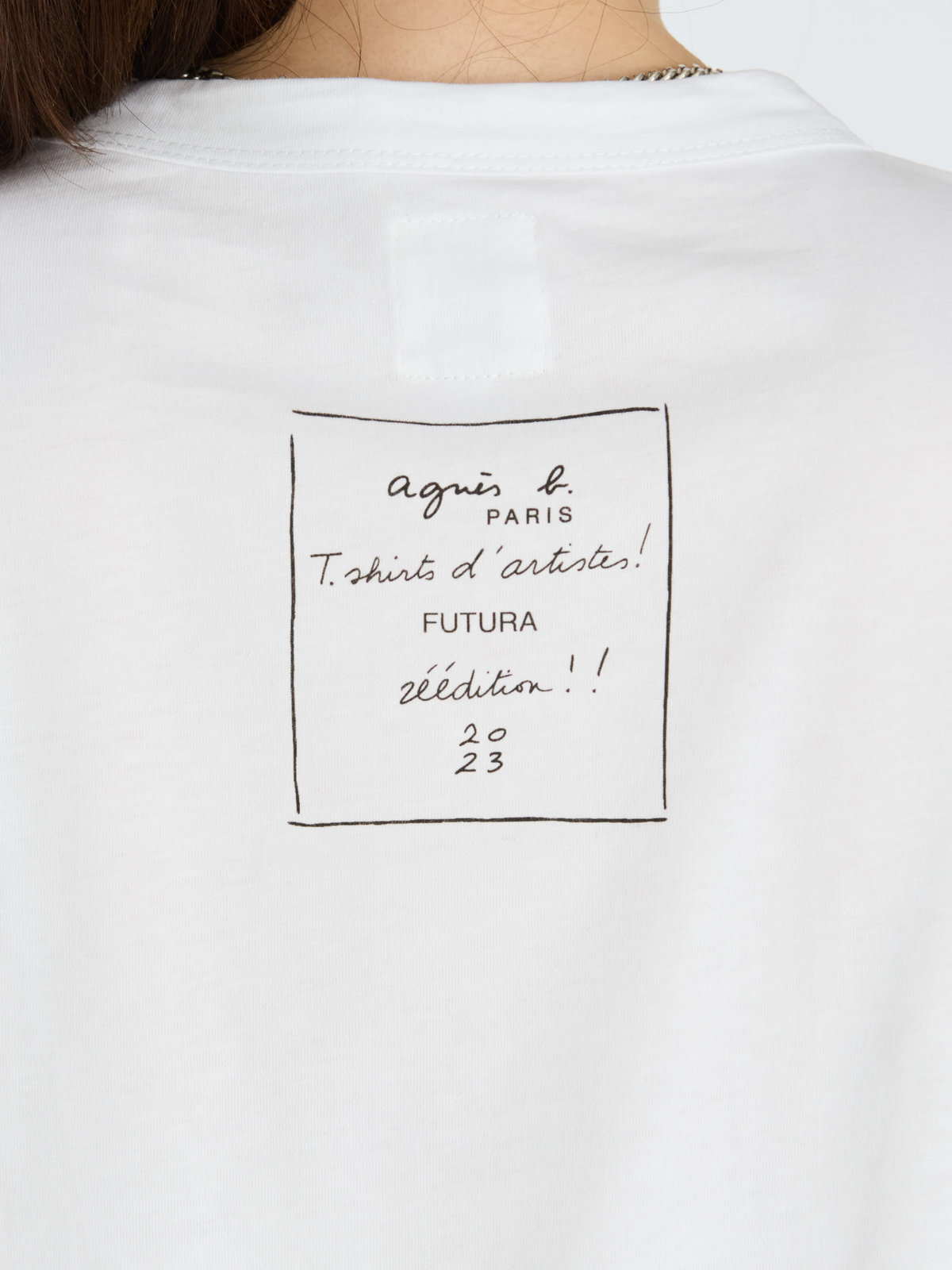 FEMME ウィメンズ プリント コットン 半袖 40ans アーティスト Tシャツ "Futura" ホワイト