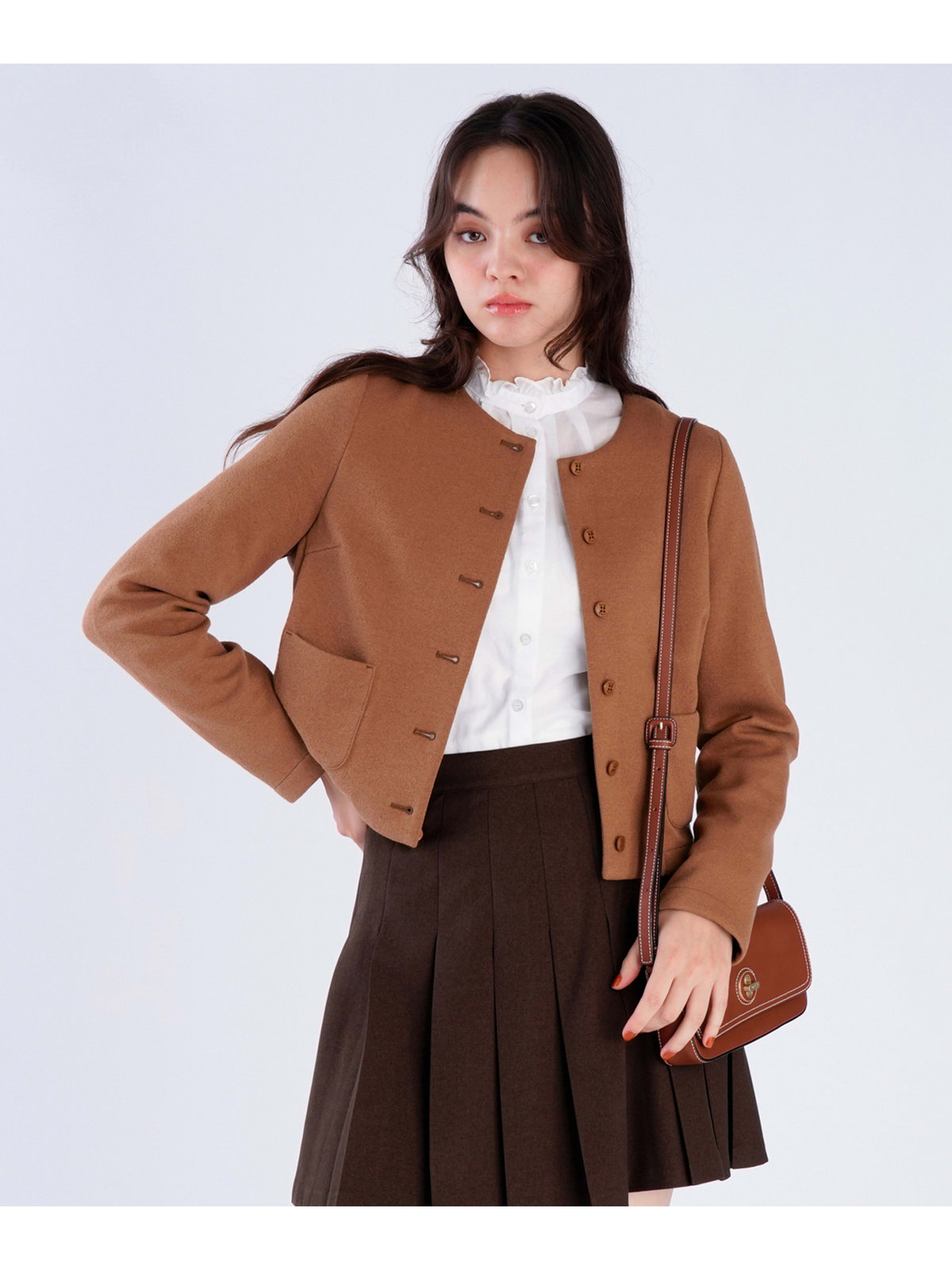 To b. by agnès b. 【Outlet】ノーカラー ジャケット ブラウン