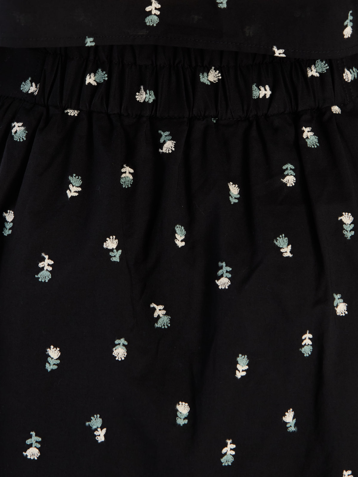 To b. by agnès b. 【Outlet】フラワーエンブロイダリースカート ブラック