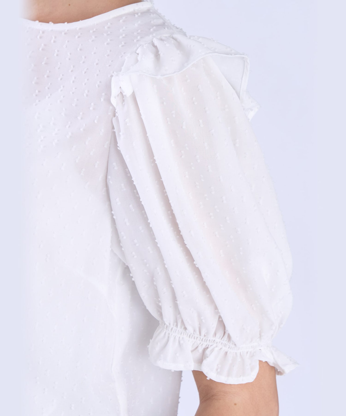 To b. by agnès b. カット ドビー フリル ブラウス ホワイト