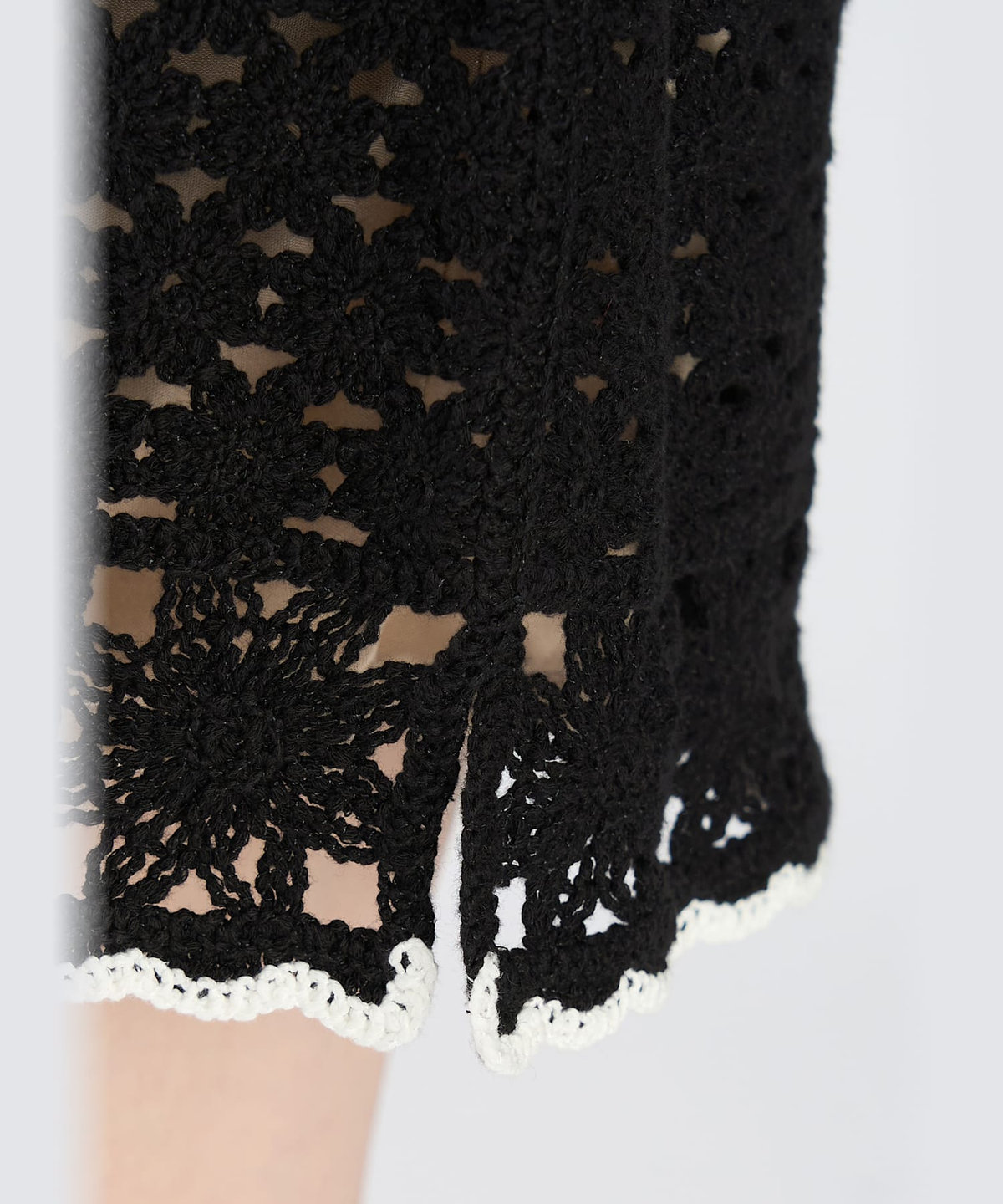 To b. by agnès b. レース 刺繍 コットン ノースリーブ ワンピース ブラック
