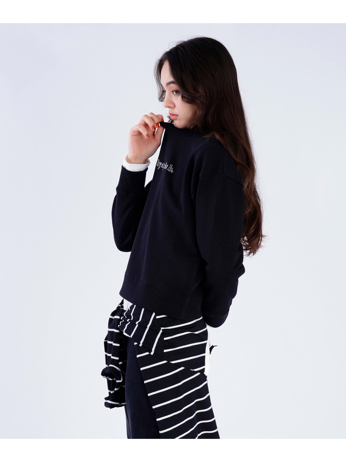 To b. by agnès b. コットン ロゴ スウェットプルオーバー ブラック