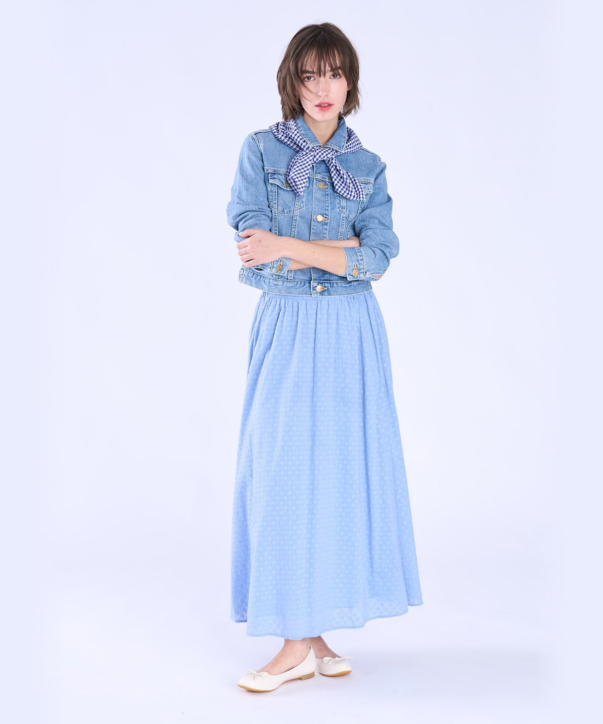 To b. by agnès b. フラワー コットン カット ジャカード スカート ブルー