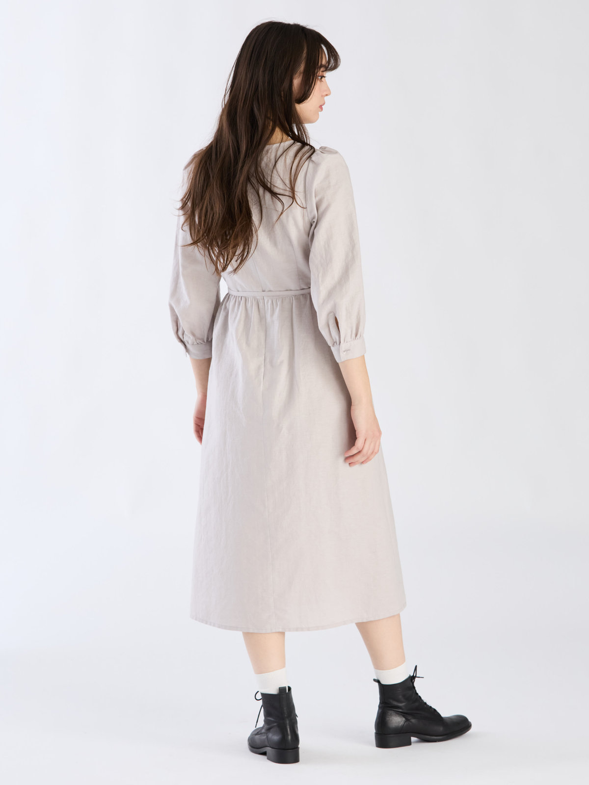 To b. by agnès b. 【Outlet】リネンコットンシャーリングドレス ライトグレー