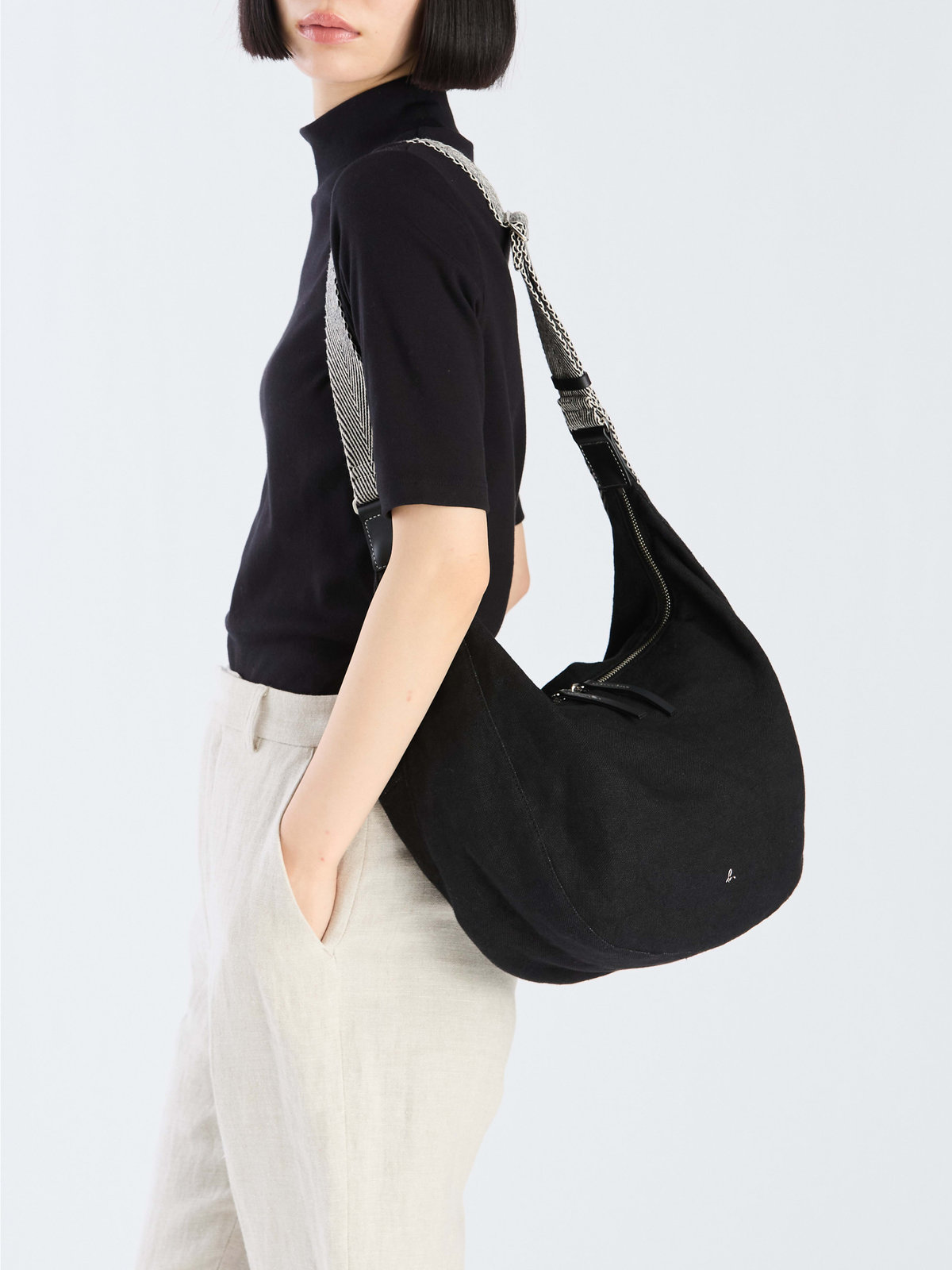 VOYAGE ウィメンズ バッグ＆ウォレット   ショルダーバッグ YAX01-02 ブラック